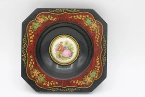 735 - Miniature bois laqué noir - Médaillon porcelaine - Scène galante - Foto 1 di 12