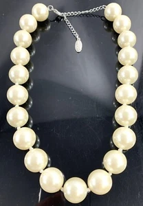 Collar de perlas sintéticas anudadas ANN TAYLOR 18" con extensión - Imagen 1 de 5
