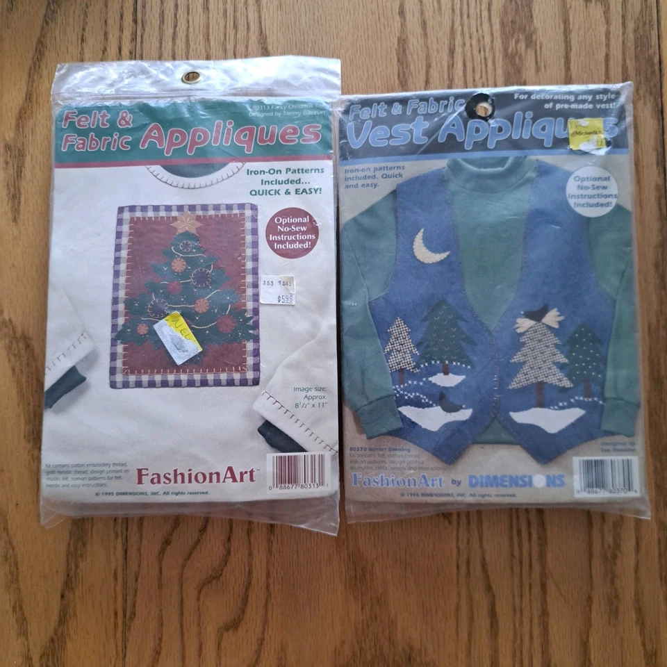 Dimensions 1996 Christmas Tree Felt & Fabric Applique Iron-On Kit 8.5" "