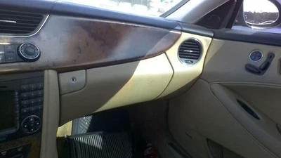 Used Rear Back Glass fits: 2006 Mercedes-benz Mercedes cls-class 219 Type CLS550 - Image 1 of 4