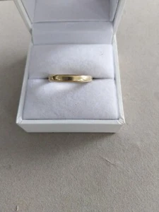 9 Carat Gold Wedding Ring Size P (1.8g) - Picture 1 of 4