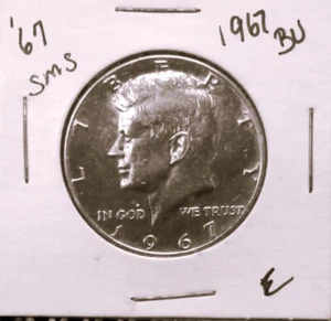 1967-P Kennedy Half Dollar schöne Original Münze 40% Silber SMS Münze - Bild 1 von 2