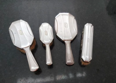 Ancien Nécessaire Toilette Miroir à main  Brosses métal argenté ART DÉCO, GALLIA - Photo 1/4