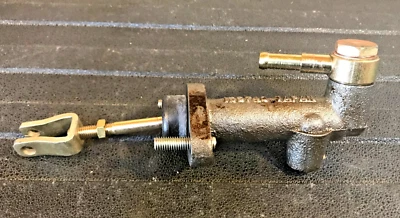 Eagle Clutch Master Cylinder - 27-01905 / 8-94312-899-0 -For Isuzu Impulse 83-89 - Image 1 of 4