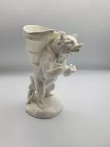 Rara antica statuina porcellana orso Meissen Blanc De Chine - Foto 1 di 21