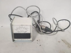 Savant Instruments VG5 115V Vacuum Pump Gauge - Picture 1 of 7