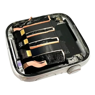 Apple Watch Series 4 44mm Silver NIKE Case LTE NO LCD AS IS GRADE B - Image 1 of 3