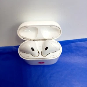 Apple Airpods 2. generacji - Zdjęcie 1 z 7