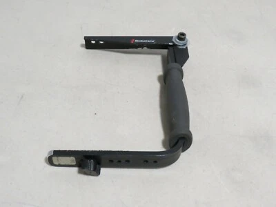 STROBOFRAME QUICKFLIP 350 CAMERA FLASH BRACKET - USED - Image 1 of 3