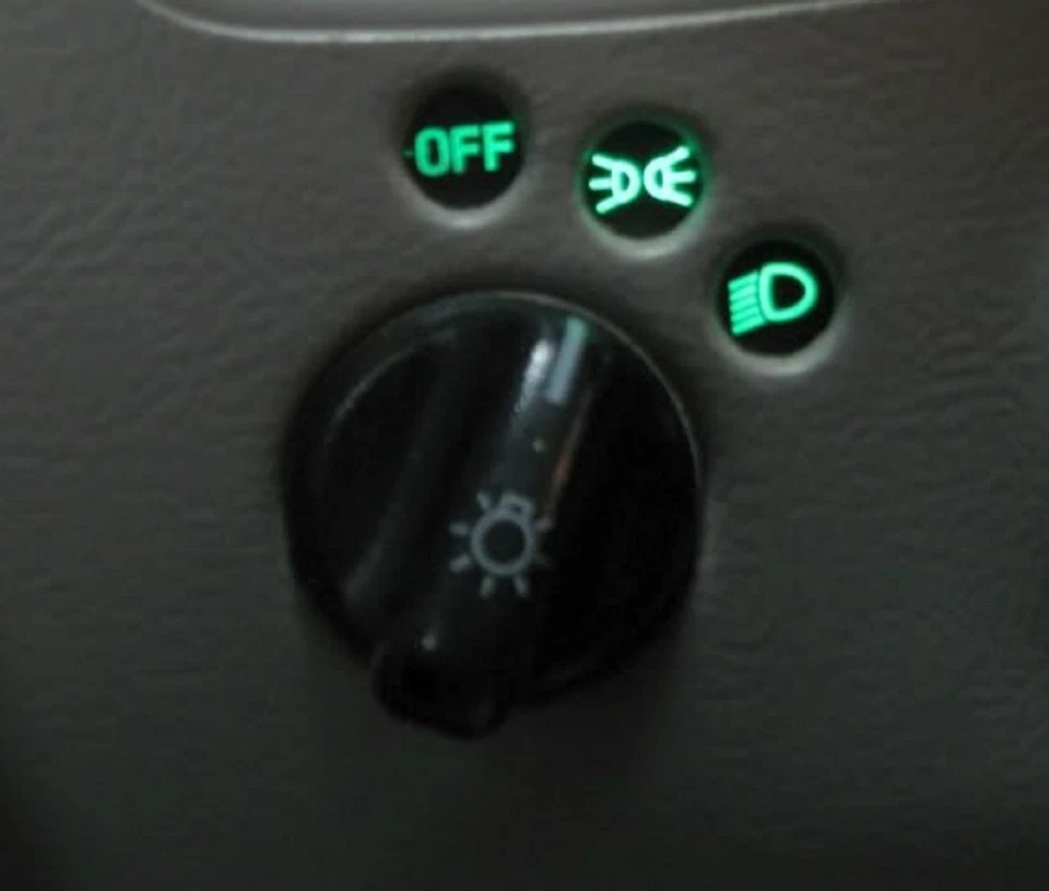 Interruptor de farol de montanhista Ford Explorer fabricante de equipamento original 3L5Z11654BA lâmpada verde  - Imagem 1 de 1