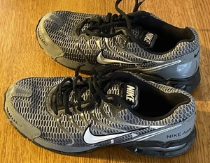 Nike Air Max Torch 4 Herren US Größe 8 Schwarz Grau Athletisch Laufschuhe Turnschuhe - Bild 1 von 6