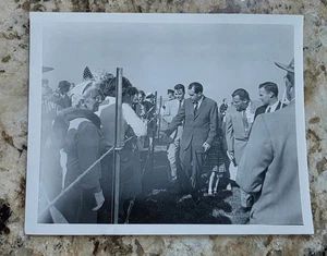 Amatuer Snapshot Of President Richard Nixon Original Vintage Photo - Picture 1 of 1