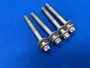 Jeep Renegade 2015-2023 pernos de barra estabilizadora - Imagen 1 de 3