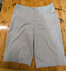Tilley Damenshorts passt überall hin Größe 12 Schrittlänge grün kariert - Bild 1 von 14