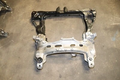 Acura TLX 2015-2020 tracción delantera 3,5 L A/T subchasis delantero base del motor Cross K miembro OEM Foto 1 de 4