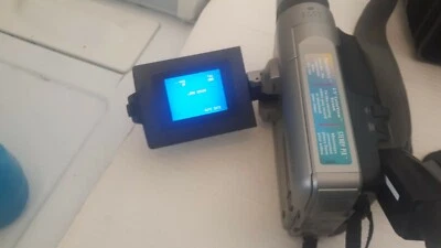 RCA CC6363 VHS-C Camcorder**FOR PARTS/NOT WORKING**Charger,Tapes,Case   - Image 1 of 3