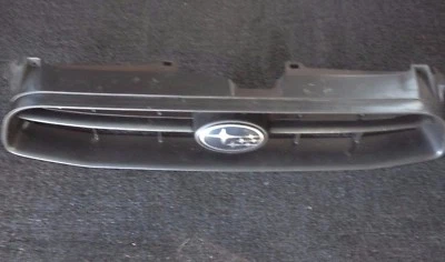 Подлинная верхняя решетка радиатора SUBARU Impreza 2.5TS 2004-2005 P/NO 91121-FE150 - Изображение 1 из 4