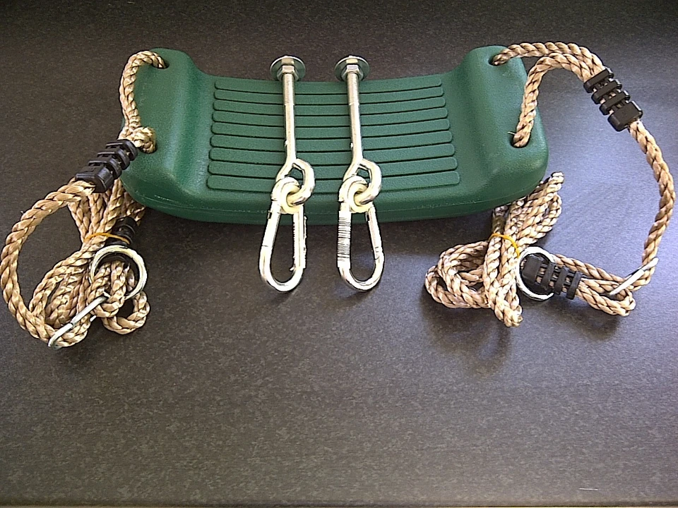 GREEN GARDEN PLASTIC SWING SEAT WITH ROPES+2 SWING HOOKS M12 'THROUGH' -NEW - Image 1 of 1