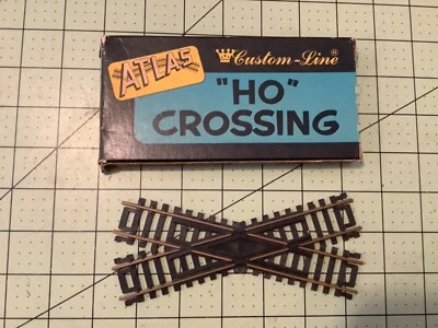 VINTAGE Atlas Customline HO 30° Brass Crossing w/Box - Image 1 of 3