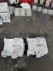 Allen Bradley 100-C09*10 SerA 4-Pole Contactor Relay Set Of 2 - Picture 1 of 5