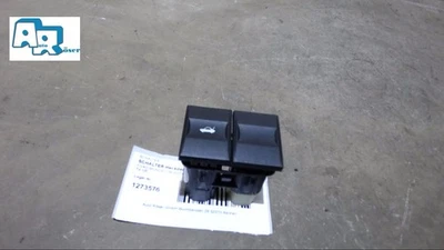 Interruptor tapa trasera ford mondeo 2.0 di año 1899 b5y/b4y/bwy 1273576 - Imagen 1 de 3