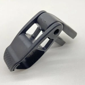 Thule Air screen Pivot Arm & Square Bar Clip - 8528581001 / 8528584001 - Bild 1 von 10