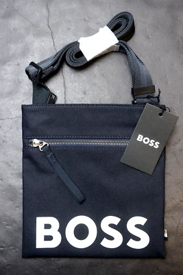 HUGO BOSS Pixel Logo Reciclado Material Azul Marino Sobre Sling Bolso Bandolera - Imagen 1 de 4
