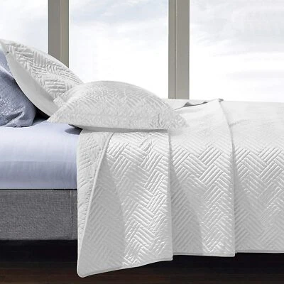 Ultra Soft Bedspread Coverlet Bed Set Geometric Pattern Quilted Twin Queen King - Image 1 of 4
