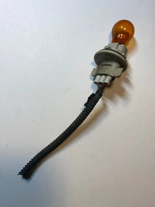 2006 - 2011 Honda Civic COUPE Right Turn Signal Blinker Socket Plug Bulb OEM - Bild 1 von 2