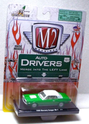 Máquina M2 verde/blanco persecución 1968 Mercury Cougar XR-7 1:64 diecast Foto 1 de 3