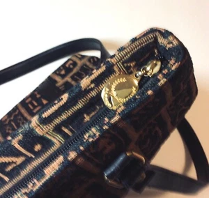 Vtg Alfred Sung Shoulder Bag Tapestry Tote Dual Logo / Strap Black/Tan Vegan - Picture 1 of 10