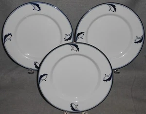 Juego (3) Platos de Ensalada Dansk Flora PATRÓN AZUL BAYBERRY 8 3/4" JAPÓN - Imagen 1 de 6