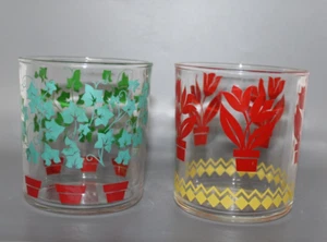Vintage Hazel Atlas Green Ivy and Red Flower Design Cottage Cheese Jars Glasses - Bild 1 von 6