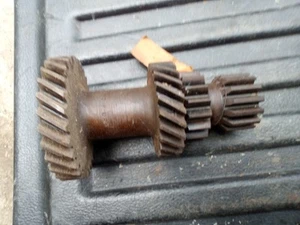1936-1947 Ford truck and pickup 3-speed cluster gear 67-7113-A NOS - Picture 1 of 5