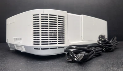 NEC NP-P401W, HDMI Projector, 4000 Lumens 1280x800 4000:1, 1487 Lamp Hours - Image 1 of 4