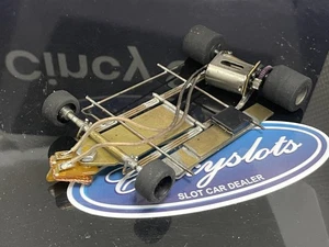 Custom Rundbahn Rennwagen 1/24 Slotcar Messing Chassis - Bild 1 von 2