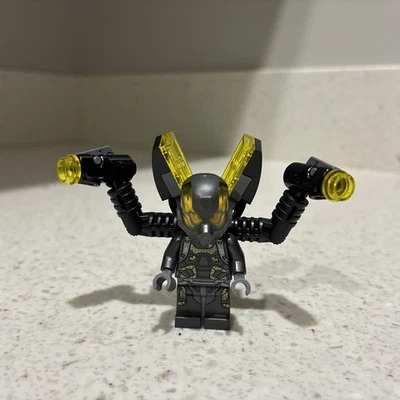 LEGO Super Heroes Yellow Jacket Minifigure sh0189 Set 76039 Ant Man Villain - Image 1 of 4
