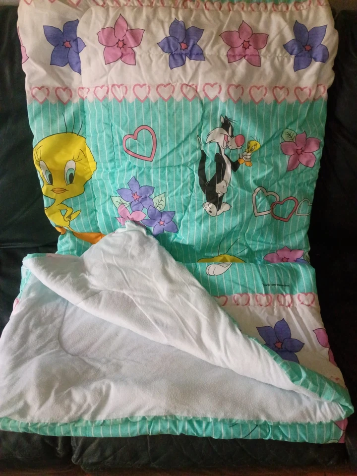 VTG 1996 Looney Tunes FullSZ Comforter Tweety Sylvester Taz Bugs 86X60 EXCELLENT - Image 1 of 4