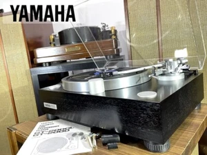 Yamaha GT-2000 NS Series Record Player Turntable In Excellent Condition - Picture 1 of 8
