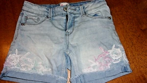 Girls SO Size 12 Embroidery Floral Denim Cuffed Shorts with Waist Adjustment - Picture 1 of 10