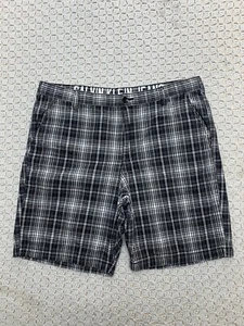 Calvin Klein Jeans Shorts Mens SZ 38 Plaid Black/grey Pockets 100%Cotton Casual - Picture 1 of 13