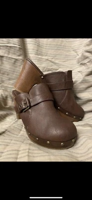 Zuecos Mia de colección Foto 1 de 4