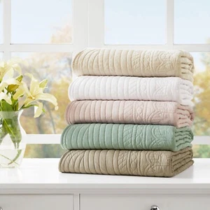 Madison Park Tuscany Oversized Quilted Throw with Scalloped Edges 60x72 - Picture 1 of 31