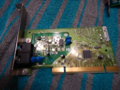 Intel 537EPG 56 Kbps modems - Image 1 of 4