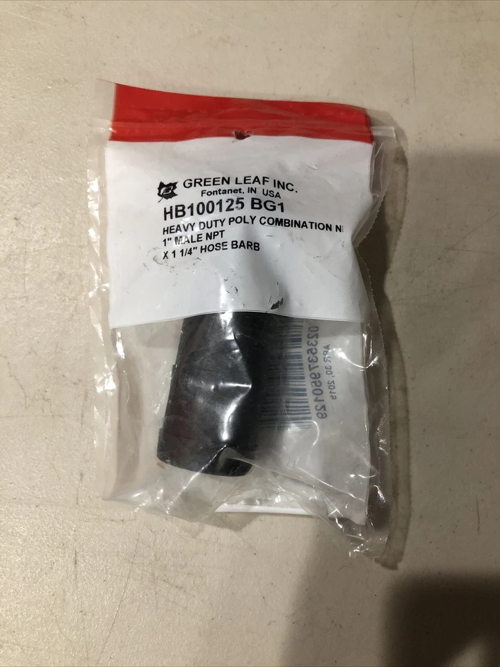 Green Leaf 1" Male Thread  x 1-1/4" Hose Barb, Heavy Duty Poly HB100125  - Image 1 of 2