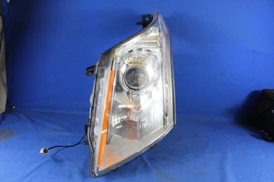 Faro HID lateral izquierdo Cadillac SRX 2010-2016 - pestaña rota vista descripción completa Foto 1 de 4
