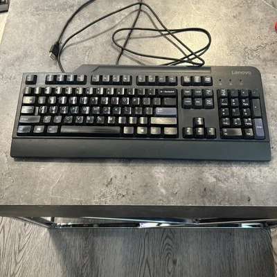 Teclado USB Lenovo con cable KU-0225 S23D Foto 1 de 4