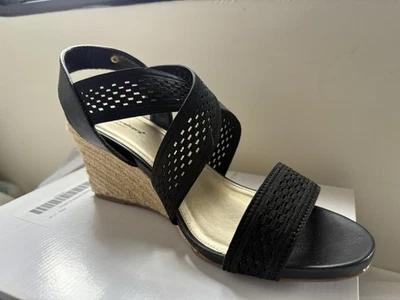 Cloudwalkers на Avenue, Lacey Criss крест эластичный черный на танкетке каблук 11 Вт новый с Ярлыками - Изображение 1 из 4