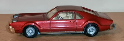 Altes  Corgi Toys Modellauto Oldsmobile Toronado rot metallic  1:43. - Bild 1 von 4