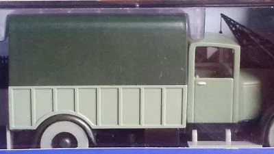 AUTOMOBILE VOITURE TINTIN ATLAS 53 LE CAMION D'OPIUM DU LOTUS BLEU - Immagine 1 di 2